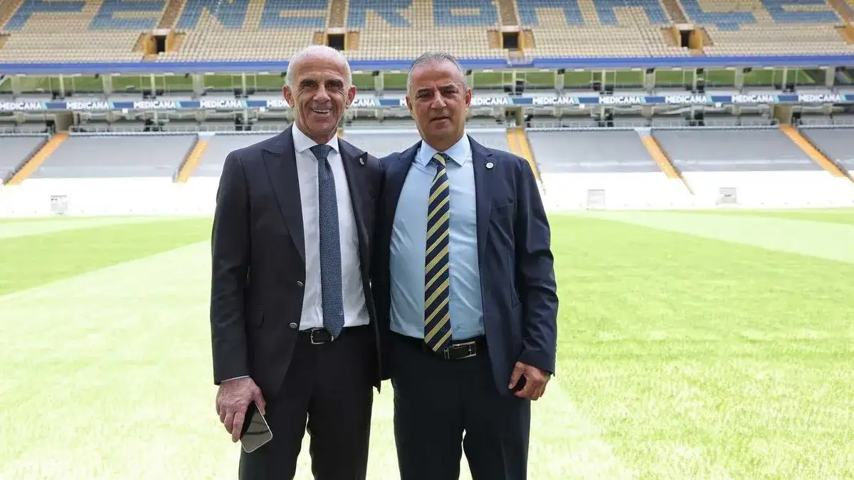 Fenerbahçe onthult drie middenvelders als januarikandidaten